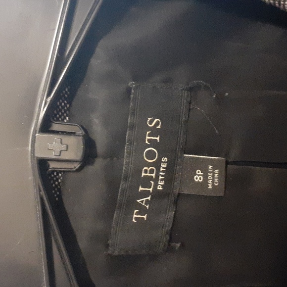 Blazer - Picture 3 of 4